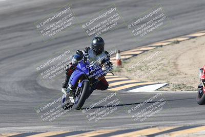 media/Oct-30-2025-Racers Edge (Thu) [[dabbdaf680]]/3-B Group/Session 2 (Bowl Exit)/